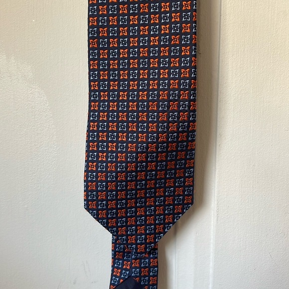 Brooks Brothers 346 Navy Blue Orange and Blue Floral Tie 100% Pure Silk - Picture 1 of 3